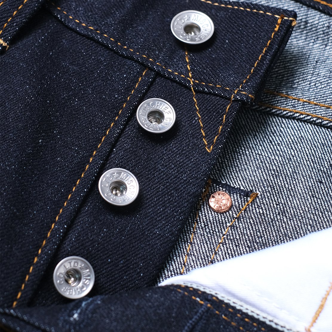 DETAIL 3